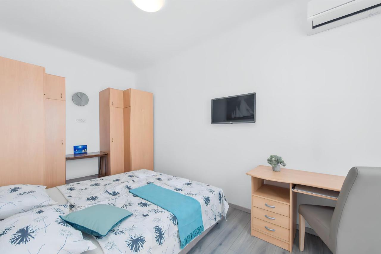 Little Flower City Studio 5 - Rijeka Rent Dış mekan fotoğraf